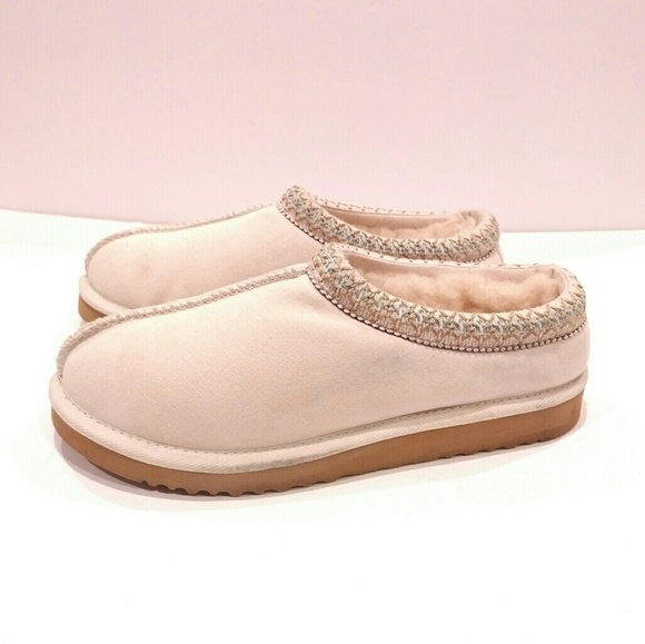 ugg slippers sand